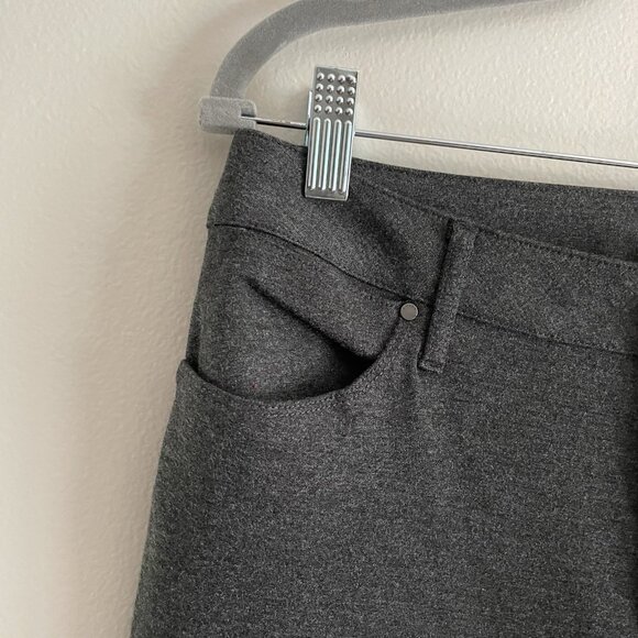Chicos Women Sz 00R US 2R Gray Ponte Knit Stretch Slim Leg Dress Pants NWT - Picture 4 of 9